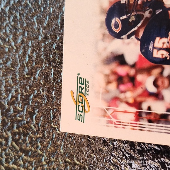 Score - Lance Briggs Trading Card - #2 - Chicago Bears - NFL - 2006 - EC - Picture 2 of 5